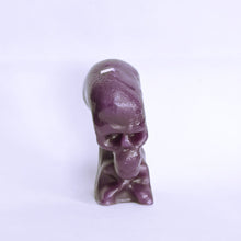 Load image into Gallery viewer, Purple Skull small Image candle
